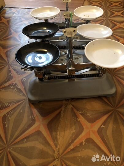 Весы чашечные