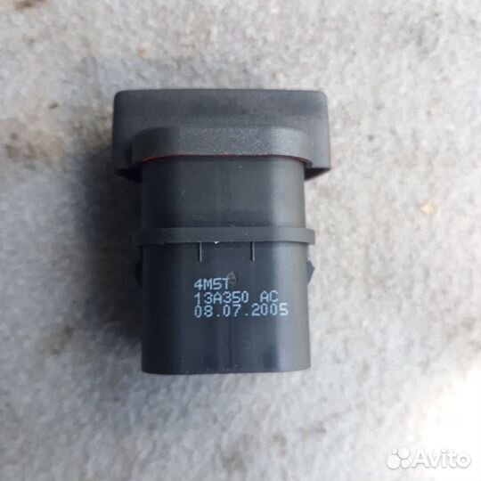 Кнопка аварийки на Форд Фокус 2