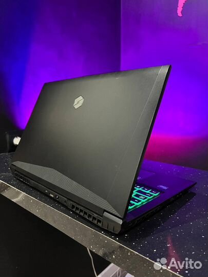 Игровой ноутбук RTX 3060 / 1тб SSD /165 гц