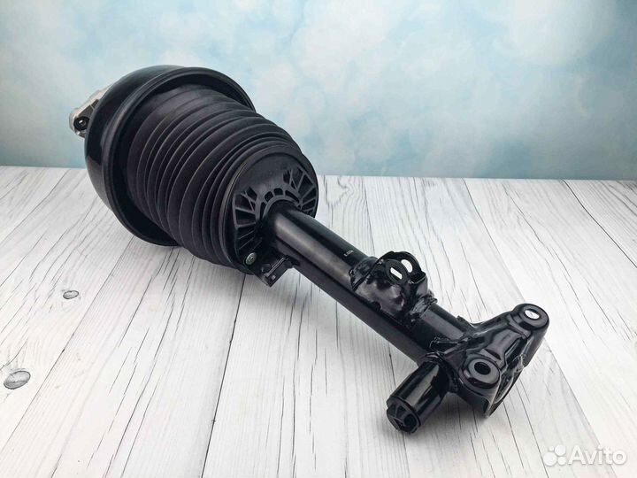 Стойка передняя Mercedes E W212/S212, CLS W218 RWD