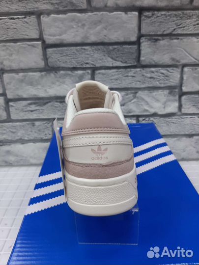 Кроссовки Adidas drop step