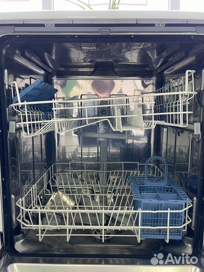 Посудомоечная машинка indesit