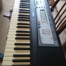 Синтезатор Yamaha E213