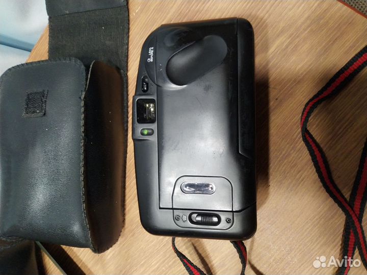 Пленочный фотоаппарат