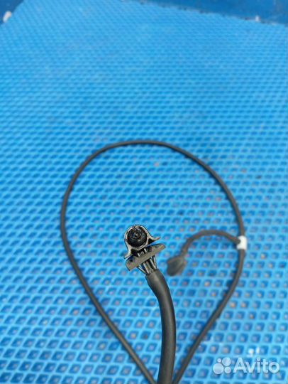 Форсунка омывателя лобового стекла Chevrolet Cruze