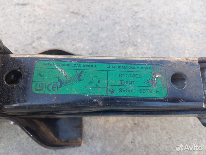 Домкрат Рено Мастер