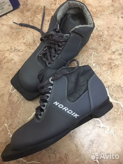 Лыжные ботинки 34 р