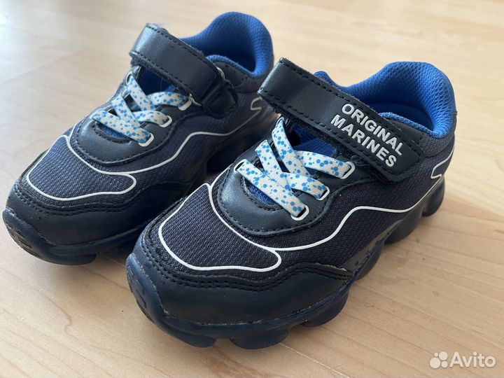 Светящиеся кроссовки Original Marines 26 р
