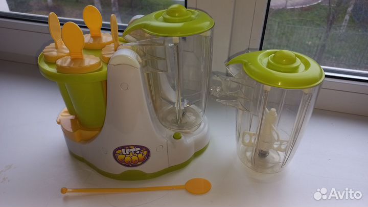 Игрушечный блендер