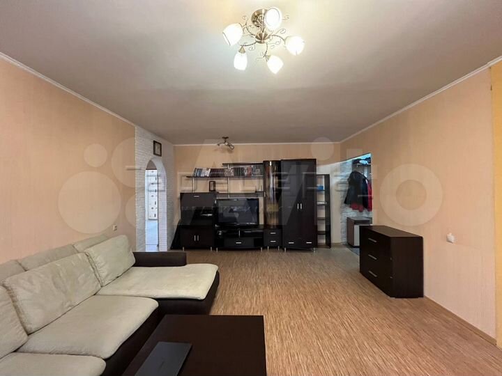 3-к. квартира, 71,2 м², 8/10 эт.