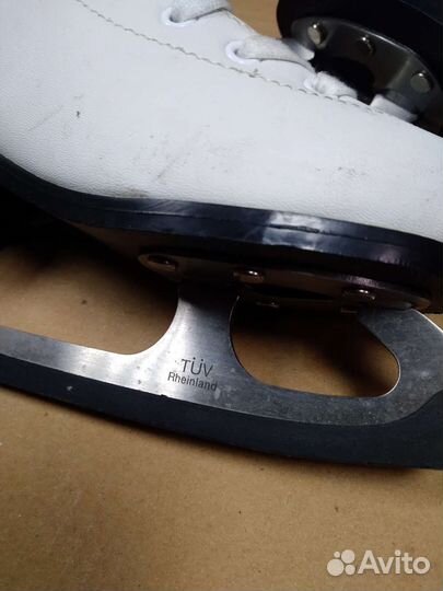 Коньки фигурные