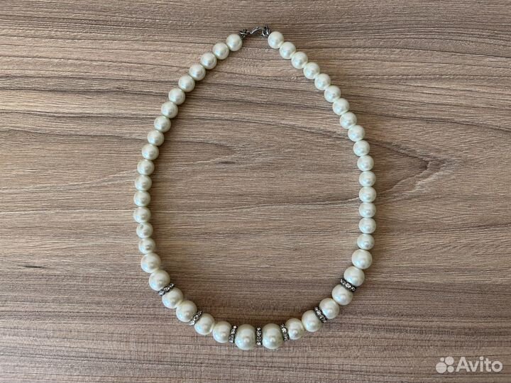 Бусы из жемчуга стеклянного