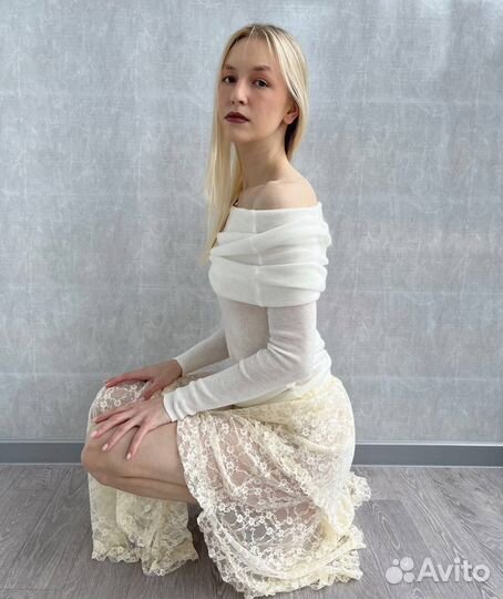 Топ с открытыми плечами