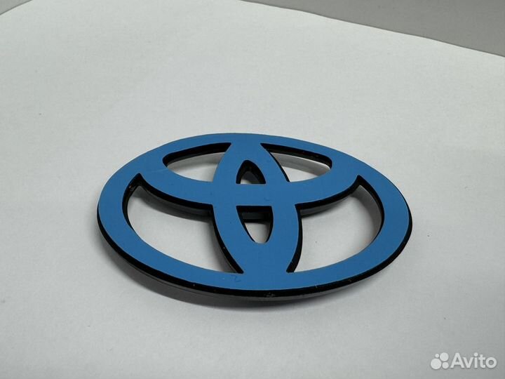 Эмблема на рул Toyota черная