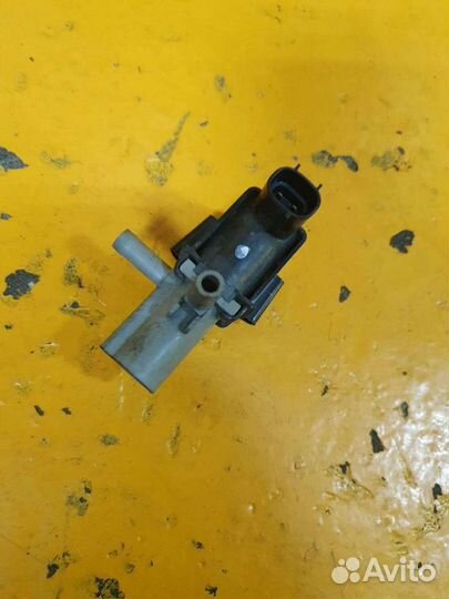 Клапан датчик электромагнитный вакуумный 1.8 1zz-f