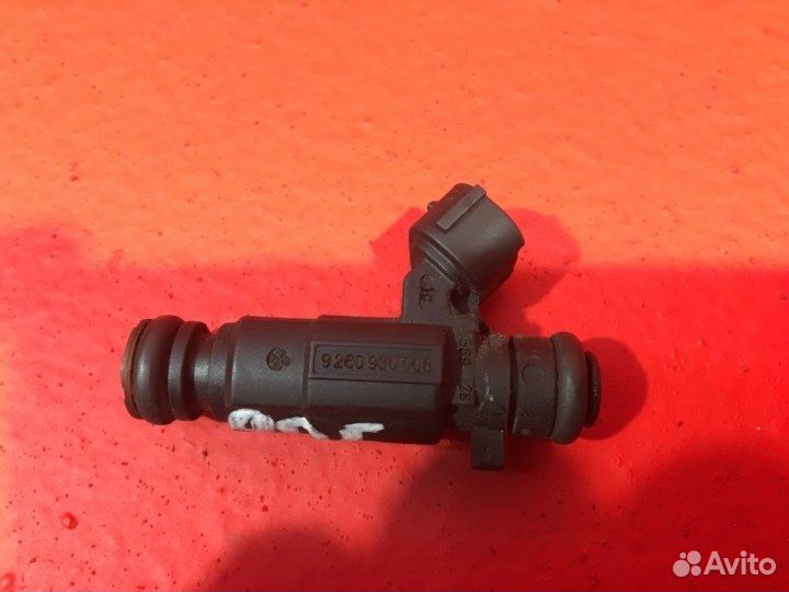 Форсунка Hyundai Matrix 1 G4ED 2005