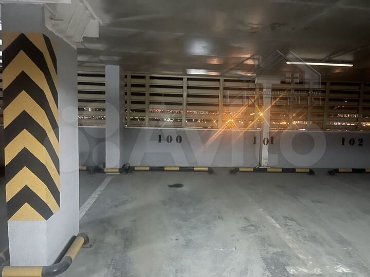 Машиноместо, 12 м²