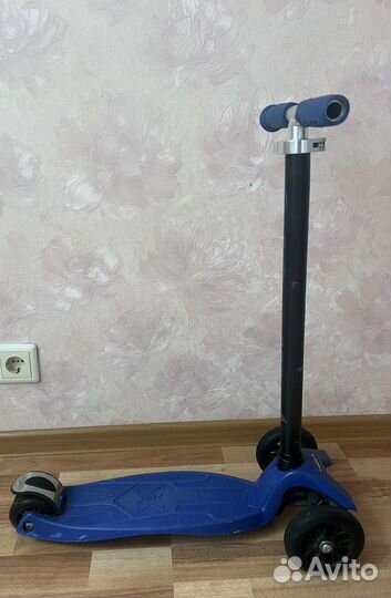 Самокат Maxi micro