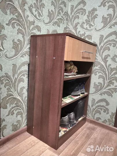 Тумбочка для обуви