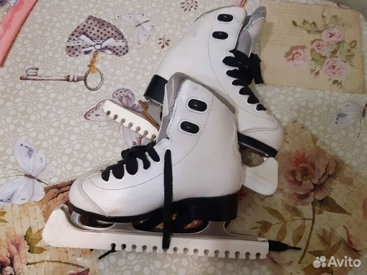 Коньки фигурные граф болеро 29