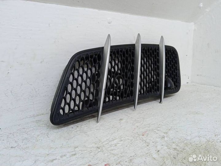 Дефлектор капота A2308300118