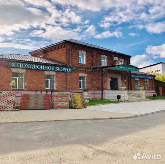 Разнорабочий, установщик памятников