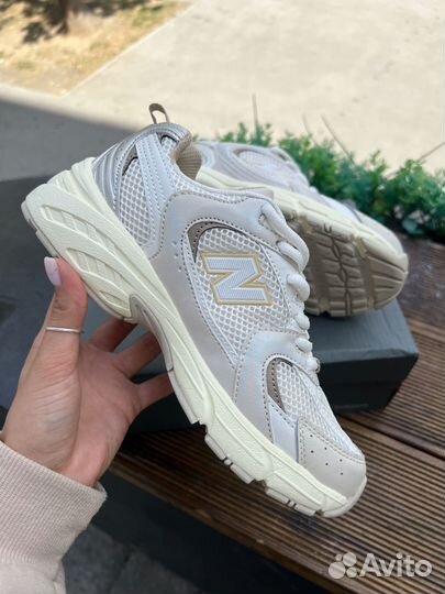 New Balance 530