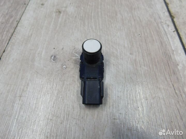Датчик парковки Toyota Land Cruiser 200 2015