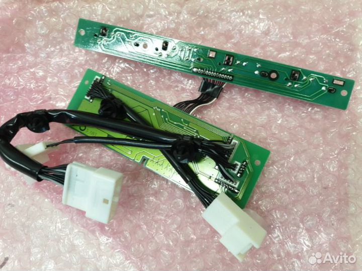 Блок управления Toyota Land Cruiser 100 2003-2007