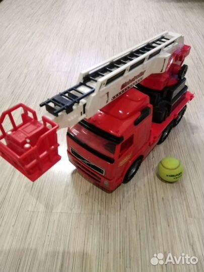 Большие машины. Мусоровоз. Автокран