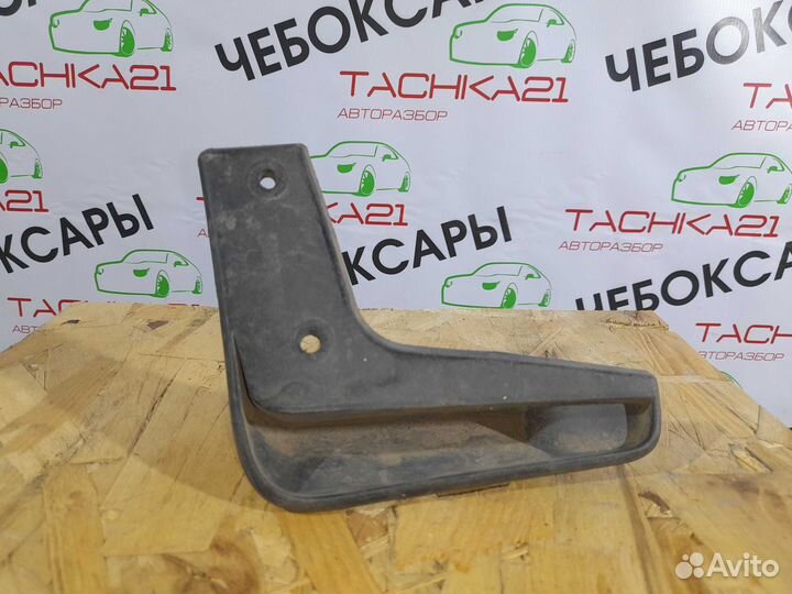 Брызговик передний правый Hyundai Creta (16-21)