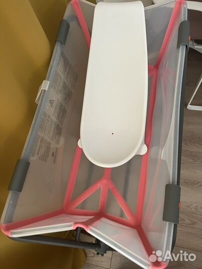 Складная ванночка с подставкой stokke+термометр