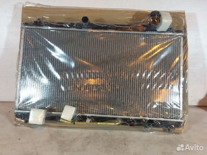 Радиатор охлаждения SAT TY0003-GSV40 Toyota Camry