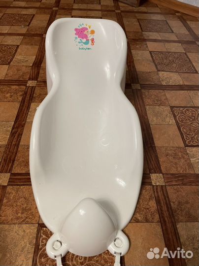 Ванночка для купания с горкой