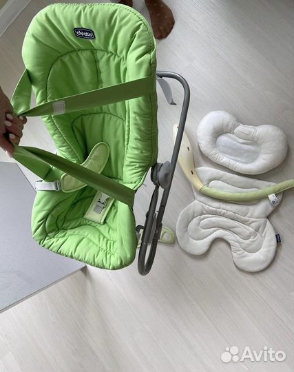 Шезлонг для новорожденных