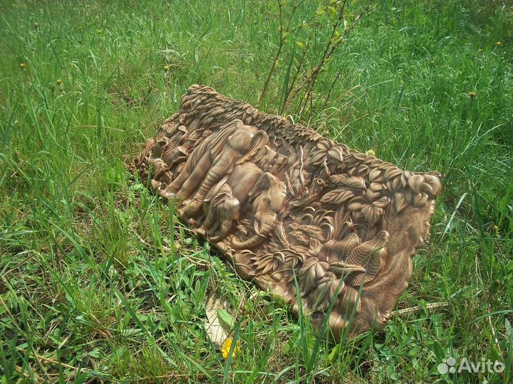 Резное панно слоны