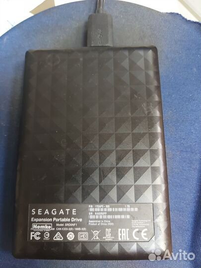 Переносной жёсткий диск Seagate Expansion 1 tb