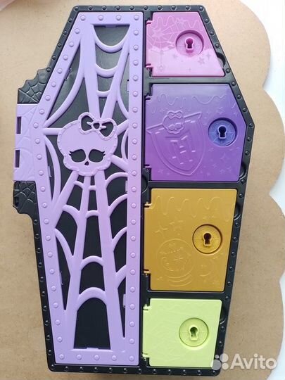 Monster High Skulltimate Secrets пустой шкаф