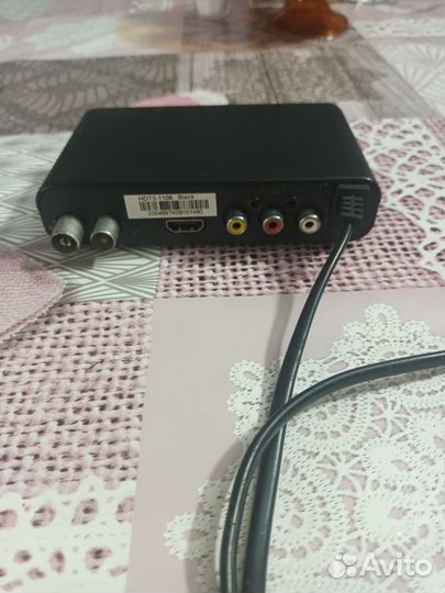 Продаю цифровую приставку