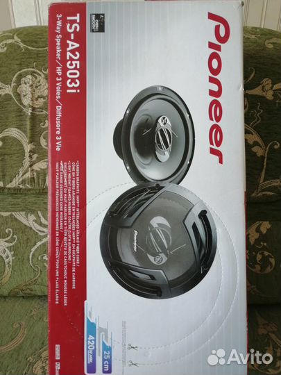 Автомобильные акуст. калонки 