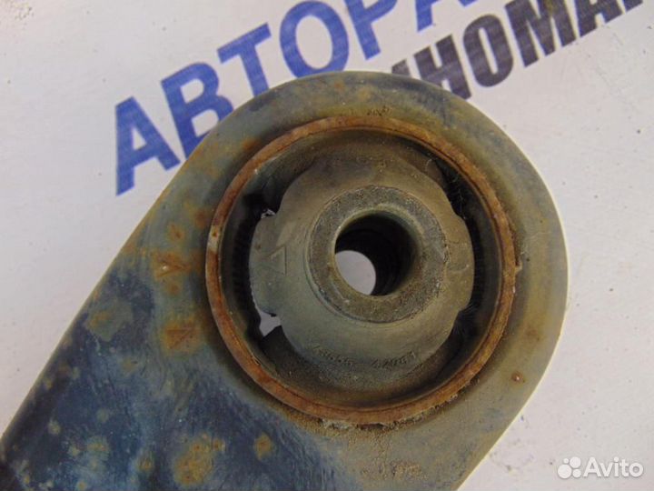 Рычаг передний правый для Toyota RAV 4 2006-2013г