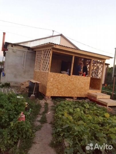 Бригада строителей