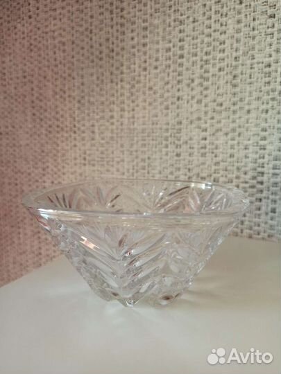 Хрустальная ваза