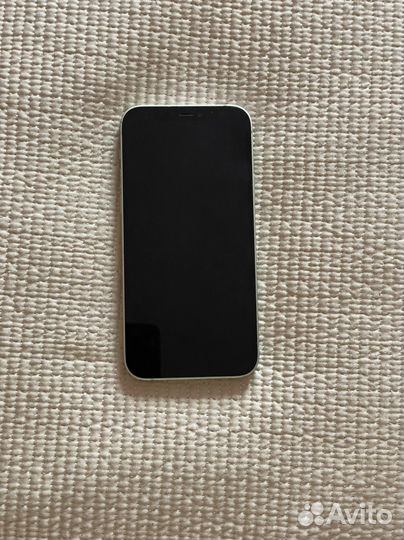 iPhone 12, 64 ГБ