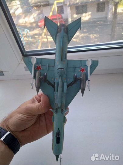 Сборная модель самолета миг21,масштаб 1/48