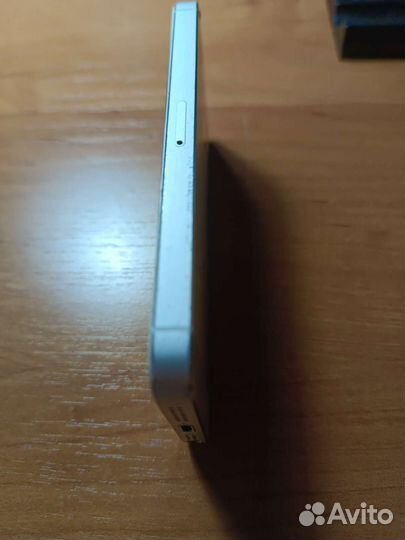 Телефон iPhone 5s