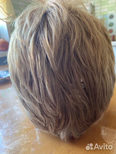 Парик женский