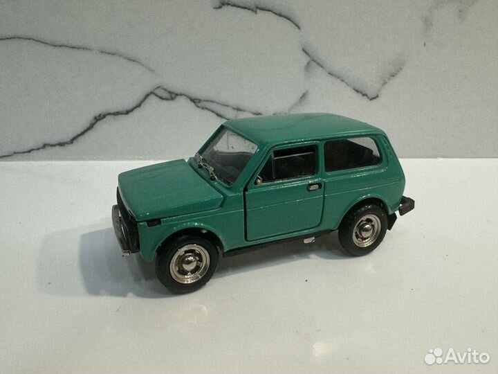 Модели автомобилей 1 43 СССР нива 2121 дно хром
