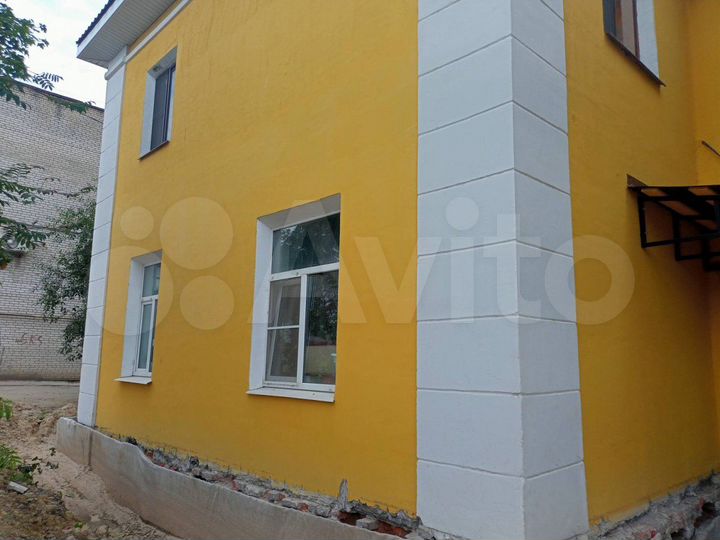 2-к. квартира, 52 м², 1/2 эт.