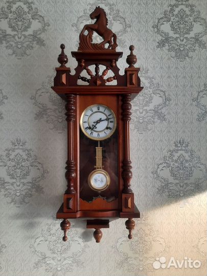 Часы настенные с гонгом в отличном состоянии